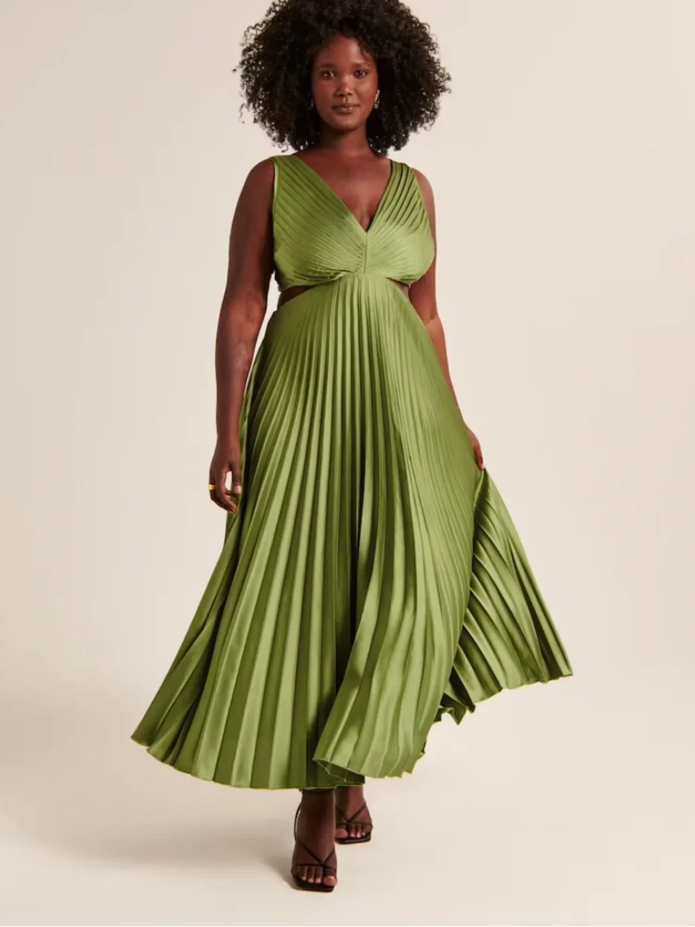 A&F Giselle Satin Pleated Cutout Maxi Dress In Green Size XL
